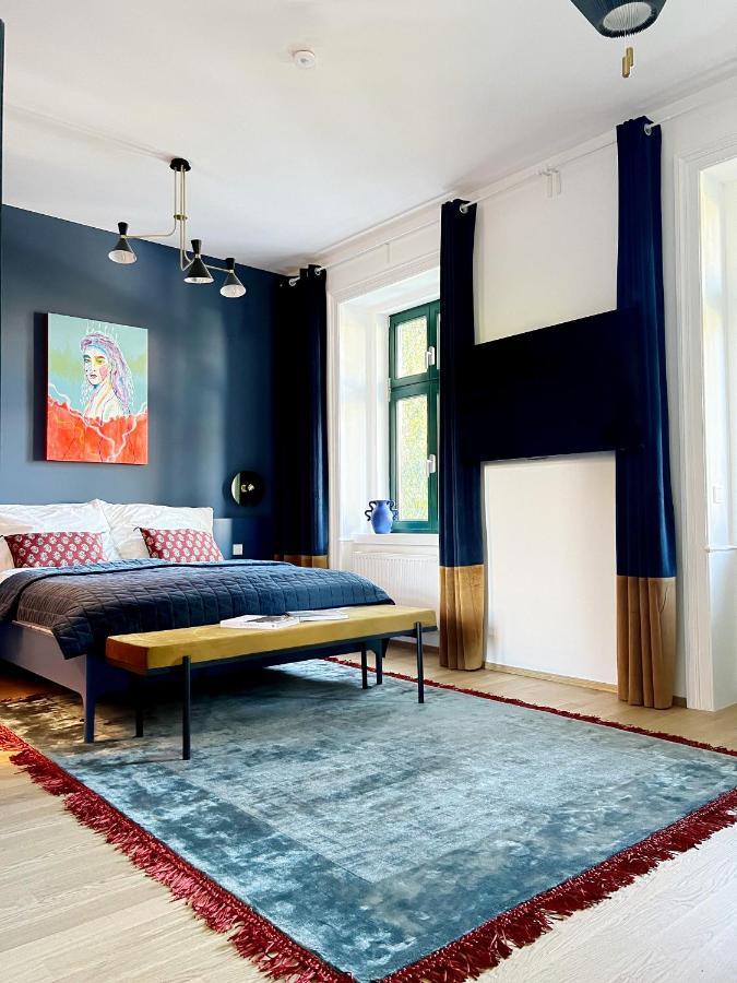 Sissi West Hotel Виена Екстериор снимка