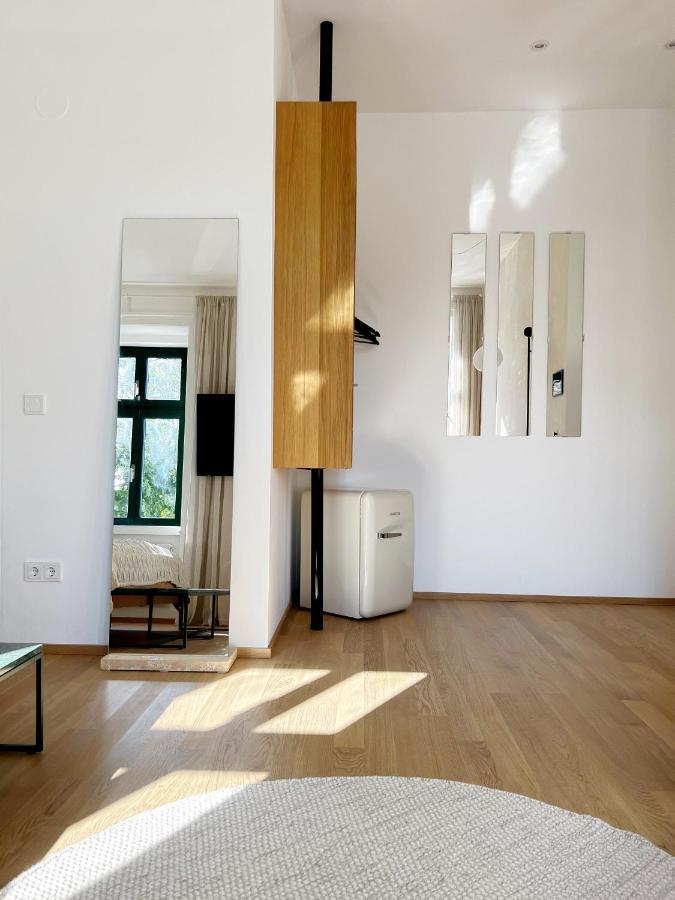 Sissi West Hotel Виена Екстериор снимка